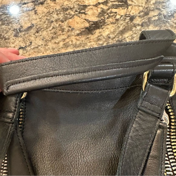 Linea Pella Handbag - Picture 7 of 15